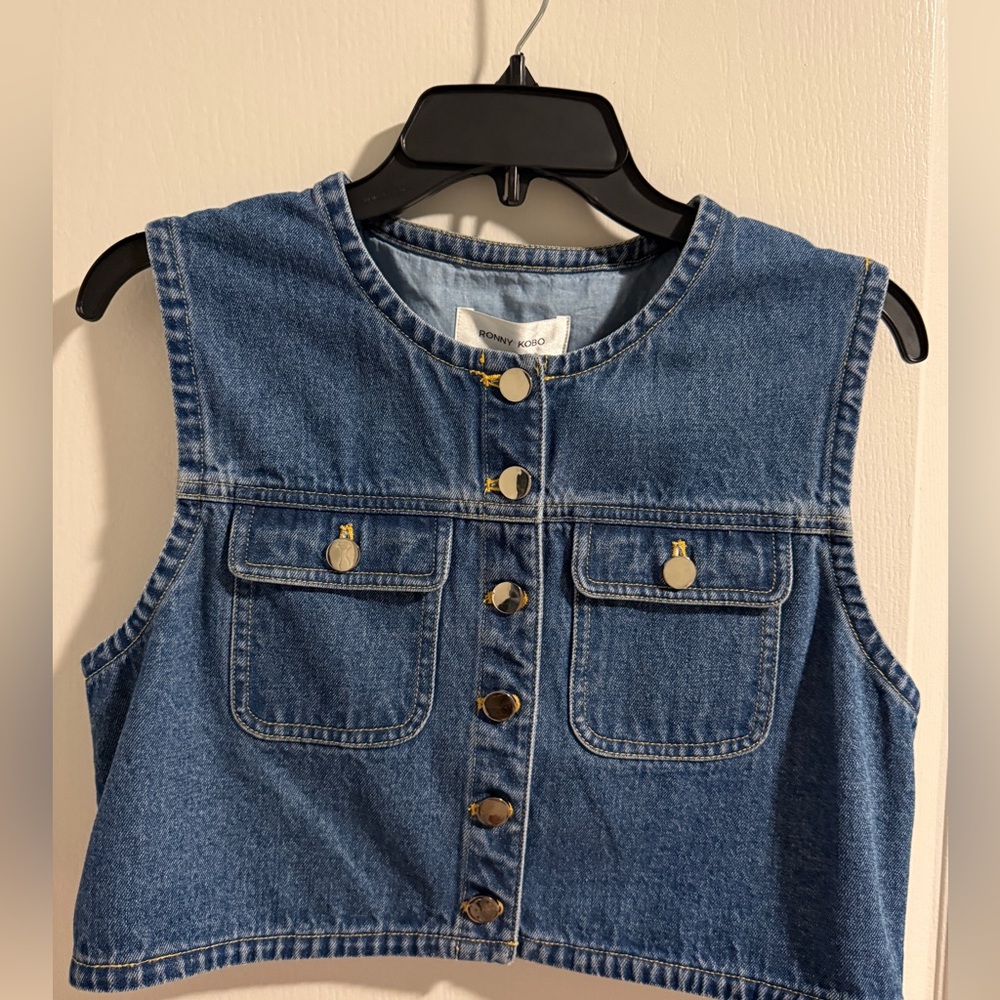 NWT Ronny Kobo Blue Denim Vest with Silver Accents Premium brand